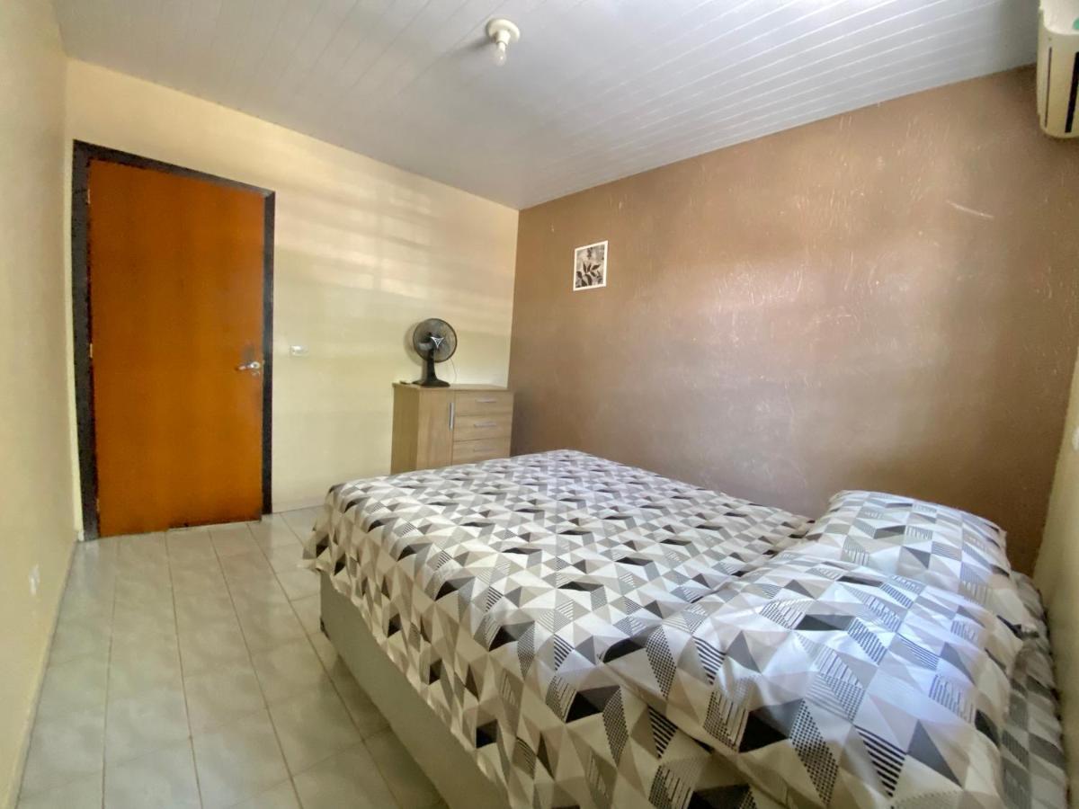 Casa Grande Com 2 Quartos E 1 Suite Foz do Iguacu Bagian luar foto